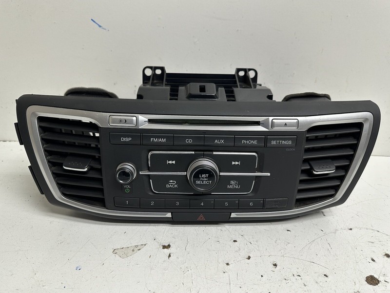 2013-2015 Honda Accord EX Sedan Reciver Face Plate Radio Stereo Disc CD Player