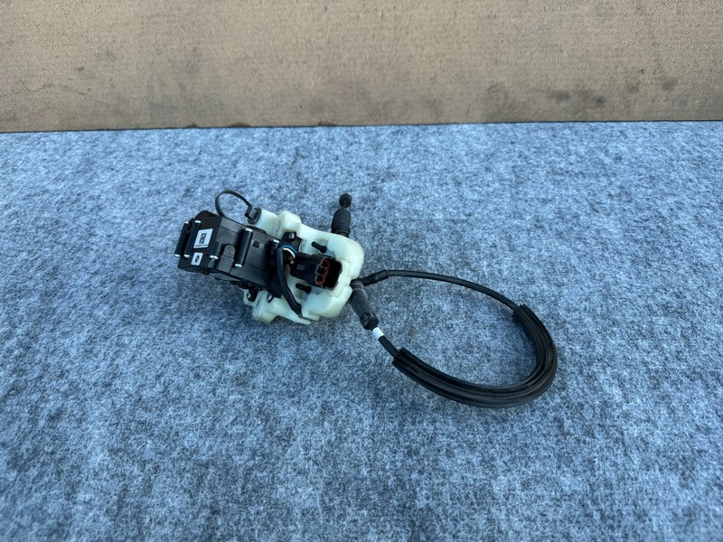GENESIS G80 G90 2017-2022 OEM FLOOR SHIFTER ACTUATOR WITH CABLE ASSEMBLY