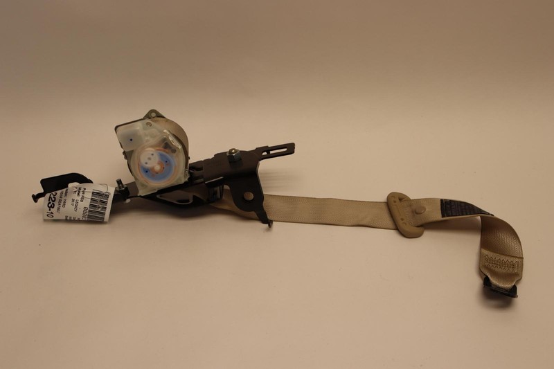 2015-2019 SUBARU LEGACY OUTBACK REAR LEFT SIDE SEAT BELT OEM