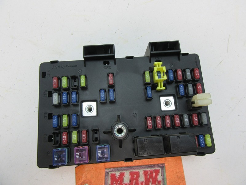 FUSE BOX FUSEBOX RELAY FUSES DASH 10 15 20 AMP 3.5L MOTOR for 08-10 SATURN VUE