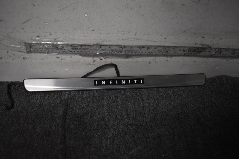 2016-2020 INFINITI Q60 KICK PLATE FACTORY OEM
