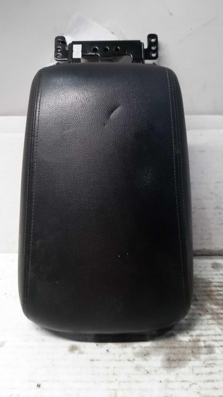 2018 KIA SORENTO Center Console Gray Lid OEM Used 4DR SUV 114K Miles