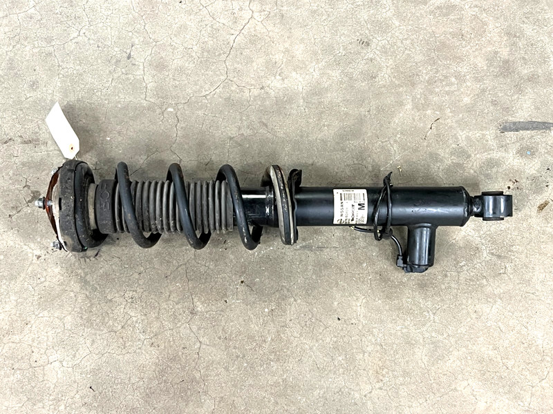 ⭐2016-2024 INFINITI Q50 RWD FRONT RIGHT RH SIDE SHOCK STRUT ABSORBER OEM LOT2724