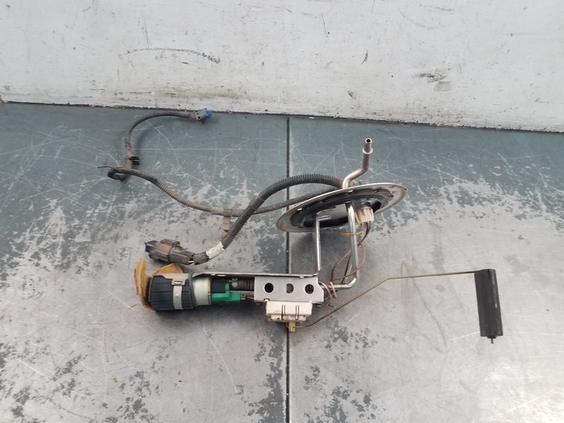 2007 Grand Marquis / Crown Vic Victoria Fuel Pump / Sending Unit #2679 VV2