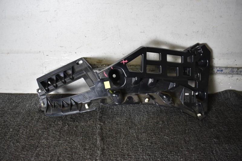 2015-2023 Porsche Macan Side Support 95B-807-254-C