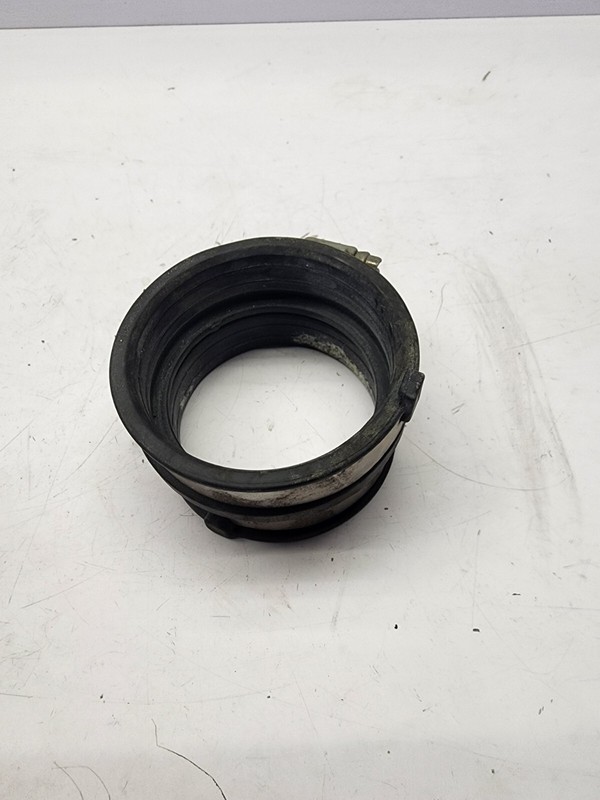 2013-17 CADILLAC ATS AIR INTAKE CLEANER TUBE PIPEOEM