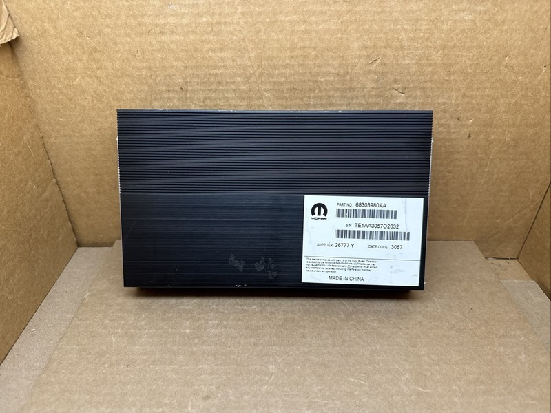 2017-2025 Grand Cherokee Durango Radio Audio Stereo Amp Amplifier 68303980AA