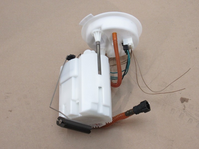 Mini Cooper Countryman S 2024 Fuel Gas Tank Pump Level Sensor Assembly 23-25 >