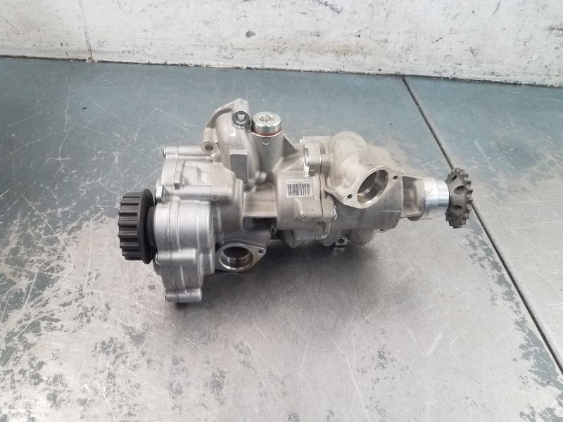 15 16 17 McLaren 675LT MT838T 3.8 3.8L Oil Pump Assembly - * #1001 H1