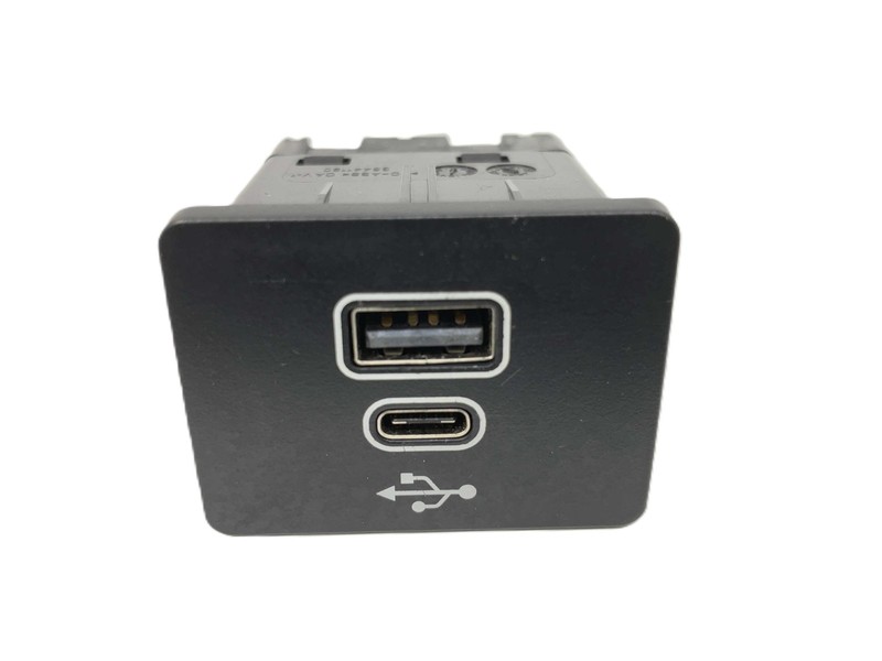 2024 Ford Bronco Sport Auxiliary Outlet1 Usb Port And 1 Usb-C Port N1WT14F014AC