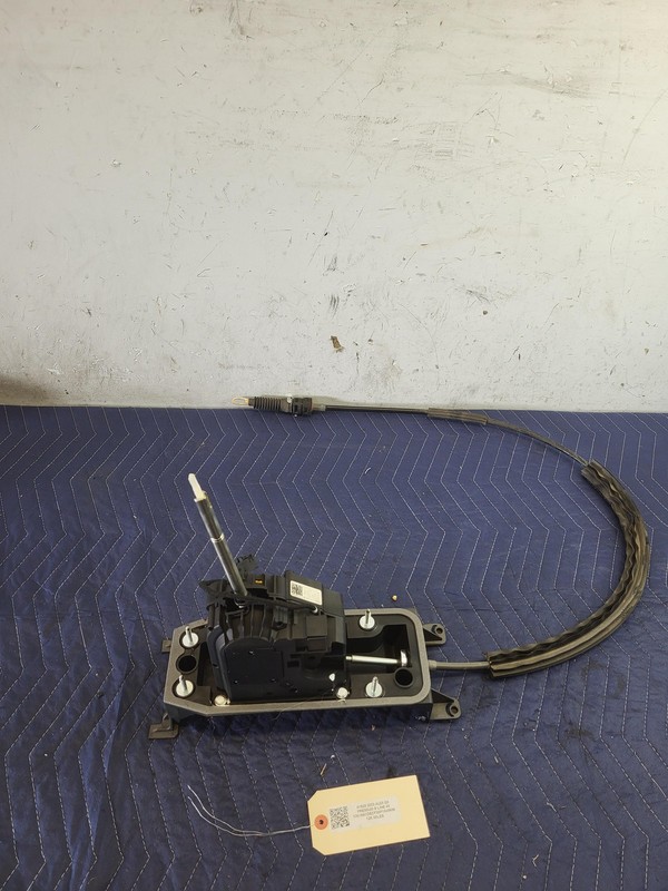 Used Oem Audi Transmission Floor Shifter Gear Selector for 2019-2024 Q3 2.0L AWD