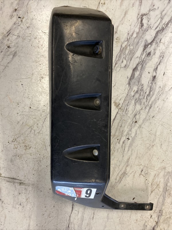 1998 - 2001 YamahaGrizzly 600 Front Right Upper Fender Mud Flap Fender Flare