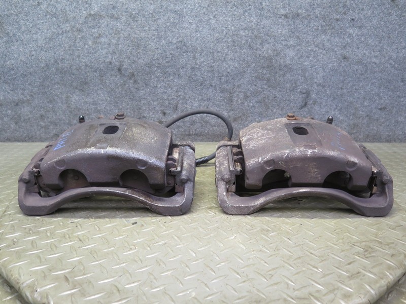 2003-2009 HUMMER H2 AWD FRONT LEFT & RIGHT SIDE BRAKE CALIPER SET OF 2