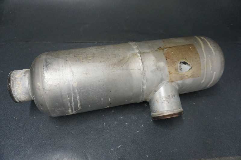 1996-2000 XL WaveRunner Exciter Yamaha Jetski OEM Exhaust Muffler Water Lock Box