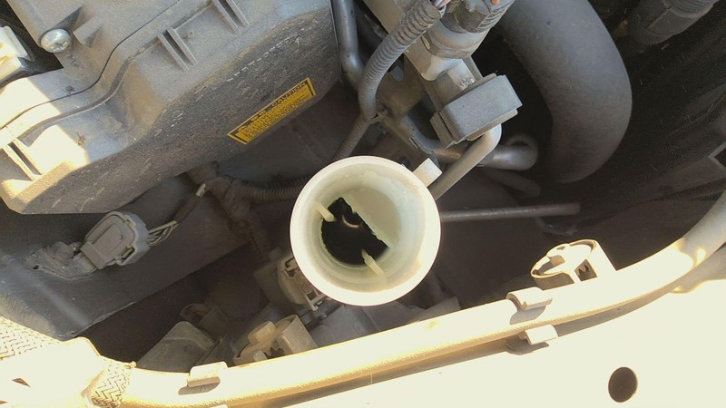 Washer Bottle TOYOTA AVALON 05 06 07 08 09 10 11 12