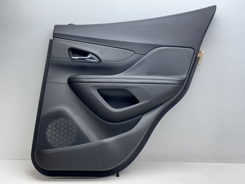 2017-2019 BUICK ENCORE REAR RIGHT PASSSENGER SIDE DOOR PANEL OEM LOT677