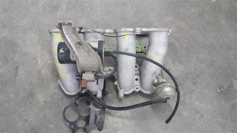Intake Manifold Lower 2.5L 4 Cylinder Fits 02-06 ALTIMA 1288928