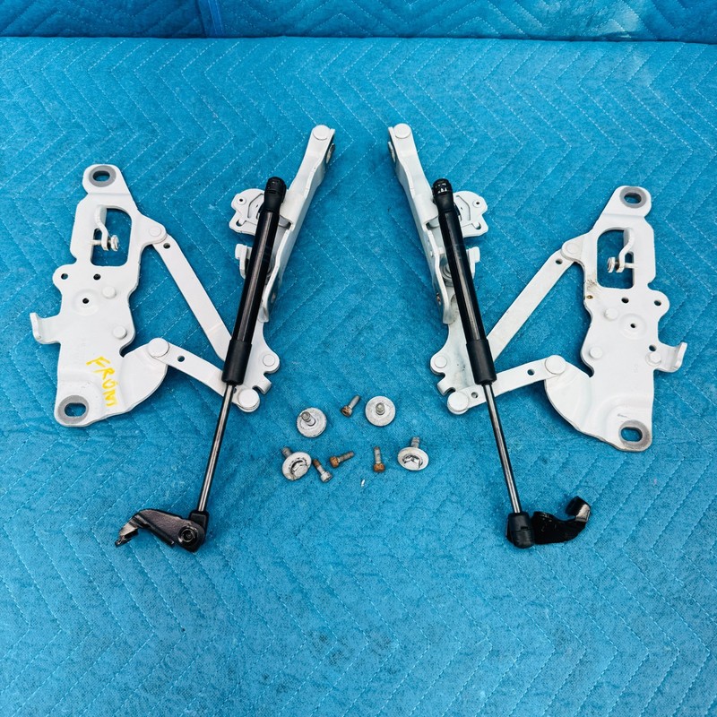 2012–2017 BMW 650i Front Hood Hinges with Gas Struts Set OEM 724988709 / 7249888