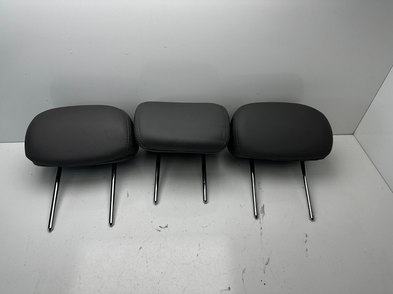 2011- 2014 HYUNDAI SONATAREAR HEADREST SET LEATHER BLACK OEM