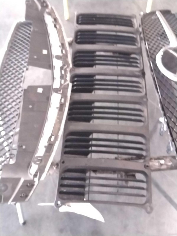 2008 Jeep Patriot Grille OEM Red 4DR SUV Used 05116363AA 220K Mileage