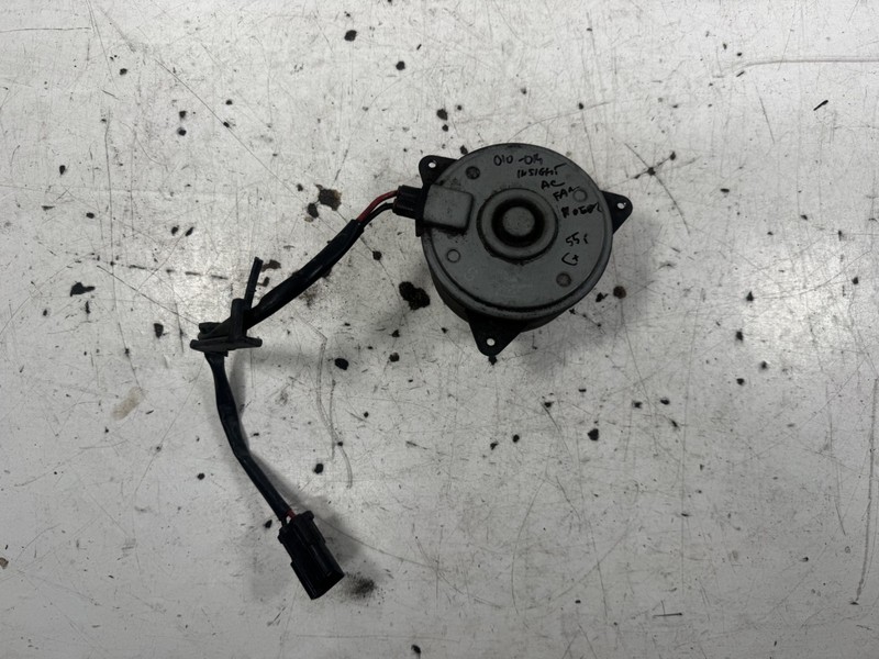 010-014 Honda Insight A/C Fan Motor OEM