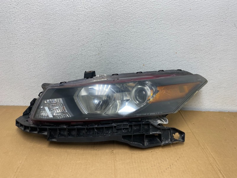 2008 to 2012 Honda Accord Coupe Left Driver LH Side Headlight OEM AD0732 DW