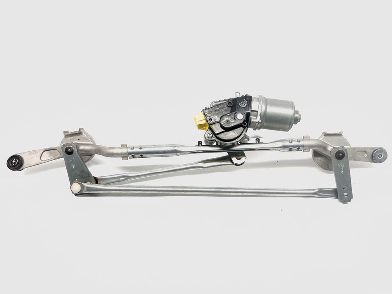 2019-2024 Cadillac XT4 Wiper Motor Assembly Complete With Wiper Transmission OEM