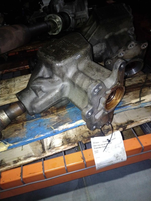 2007 VOLVO 40 Series Transfer Case Assembly 191K Miles OEM Red 4WD