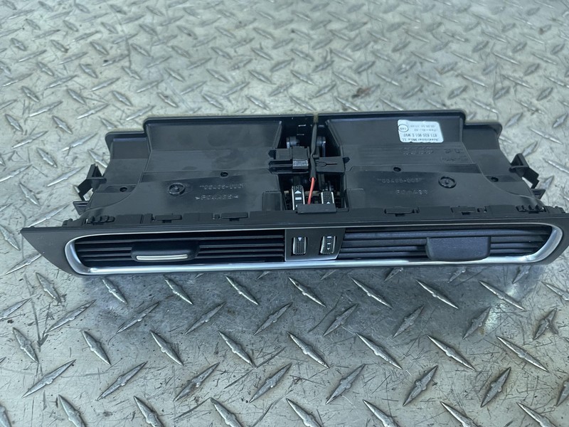 2013-2017 AUDI S5 S4 RS5 A4 A5 CENTER DASH AIR VENT GRILLE 8T1820951C