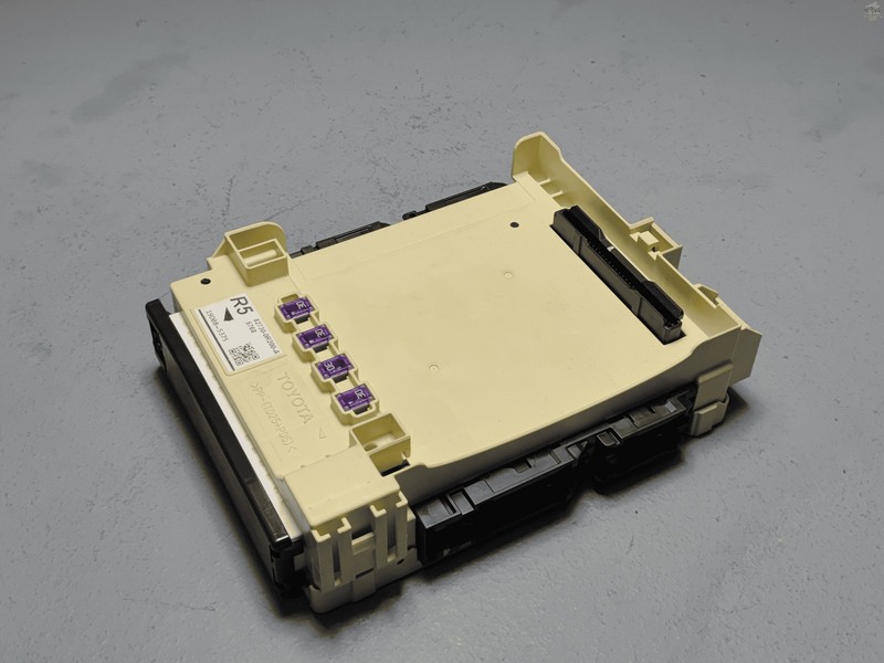 2019-2025 Toyota RAV4 Multiplex Fuse Relay Junction Block Module Unit OEM