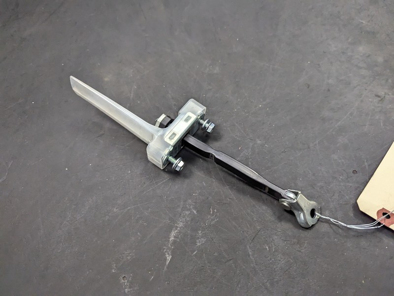 Rear Left Door Hinge Check Stopper 2021 Toyota C-HR 68640-F4010 2018 2019 - 2022