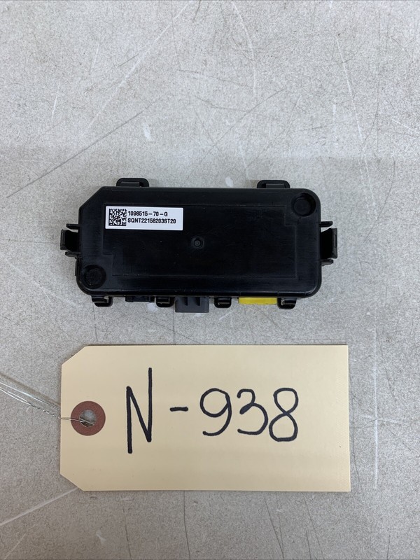 ⚡️17-22 TESLA Y/3 FRONT RH PASSENGER SIDE CONTROL MOD UNIT 1098515-70-G 938 B142