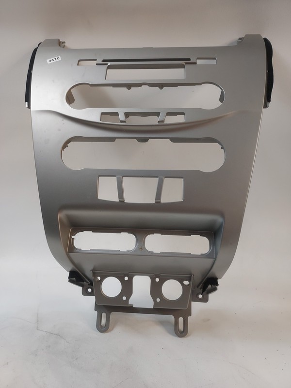 2008-2011 FORD FOCUS DASH RADIO AUDIO AC HEATER TRIM BEZEL OEM, 8S43-5404302