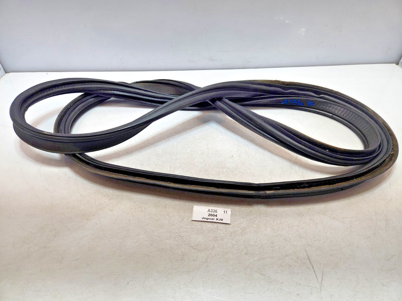 ✅ 04-09 OEM Jaguar XJ8 Rear Tailgate Liftgate Trunk Rubber Seal