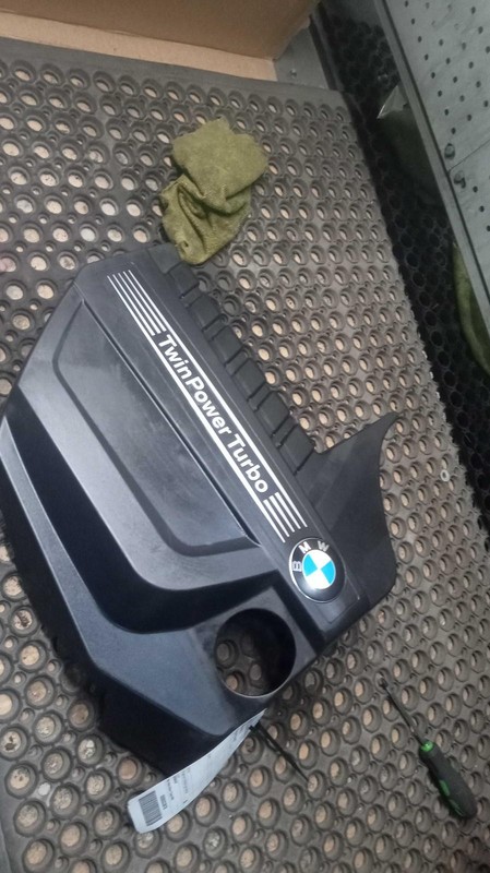 2015 BMW X5 Engine Cover White 1367212 Used 93K Miles OEM Quality Parts