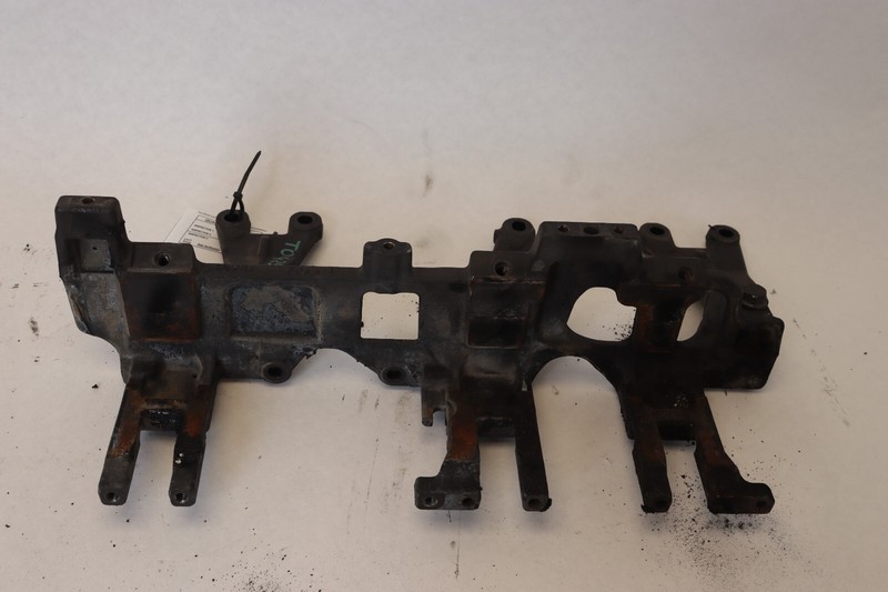 2013-2020 KENWORTH T680 PACCAR MX-13 ENGINE EGR COOLER MOUNT BRACKET OEM
