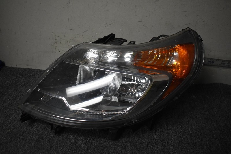 HEADLIGHT LEFT SIDE FACTORY OOEM
