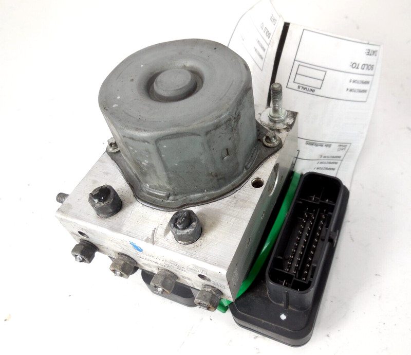 2017 17 Subaru Forester Anti Lock Brake ABS Pump OEM