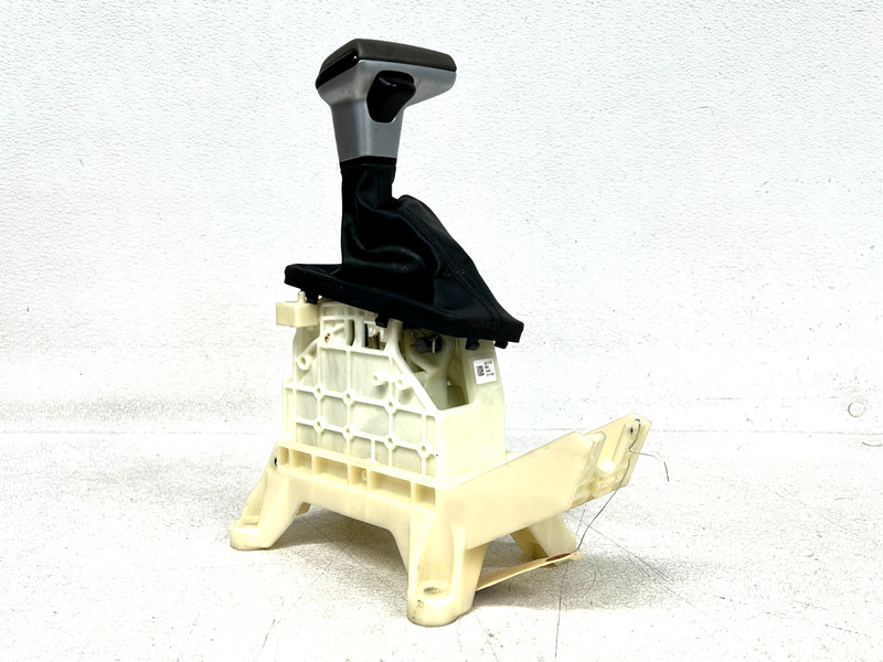 ⭐2021-2023 HYUNDAI ELANTRA TRANSMISSION GEAR SHIFTER SELECTOR LEVER OEM LOT2710
