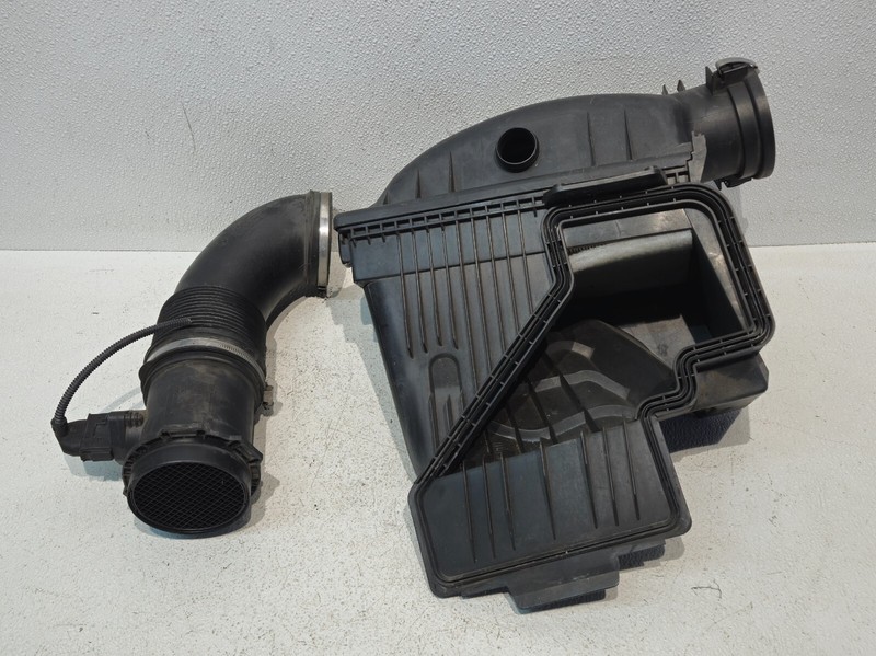02-03 BMW 745i Air Filter Box Cleaner OEM