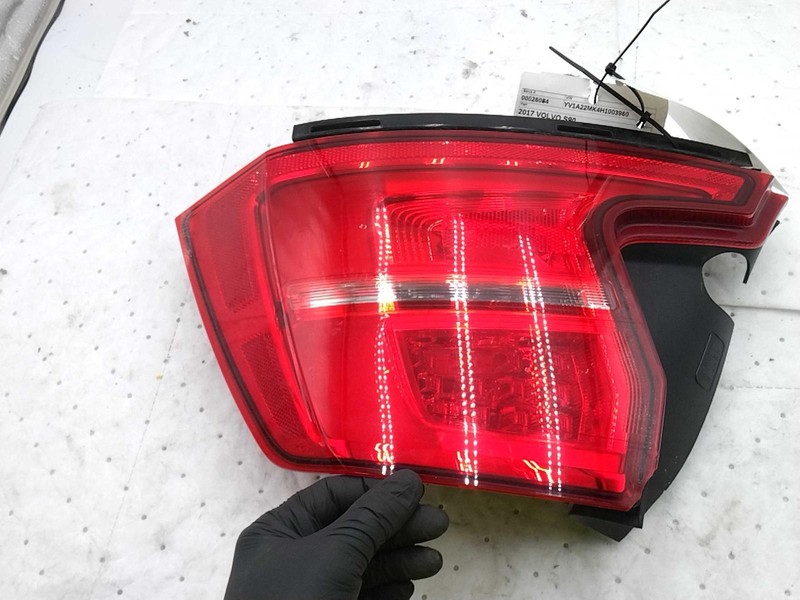 2017 VOLVO S90 Right Tail Light Assembly Black OEM 661412 97K Miles
