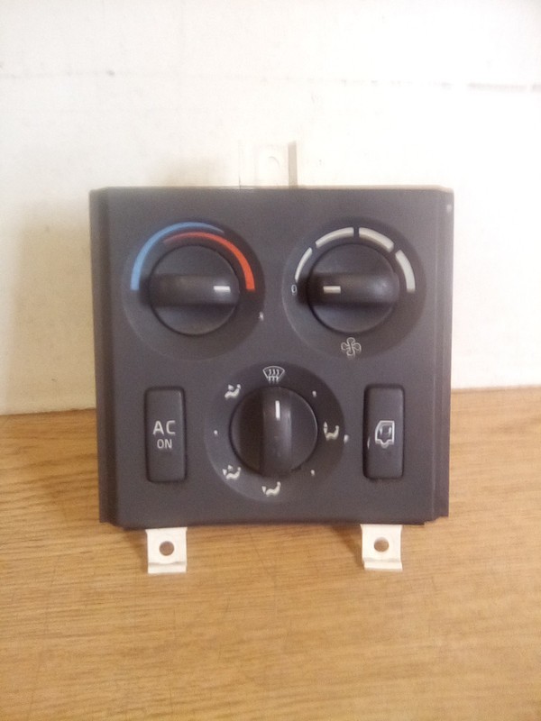 Volvo VNL 21326144 Climate Control