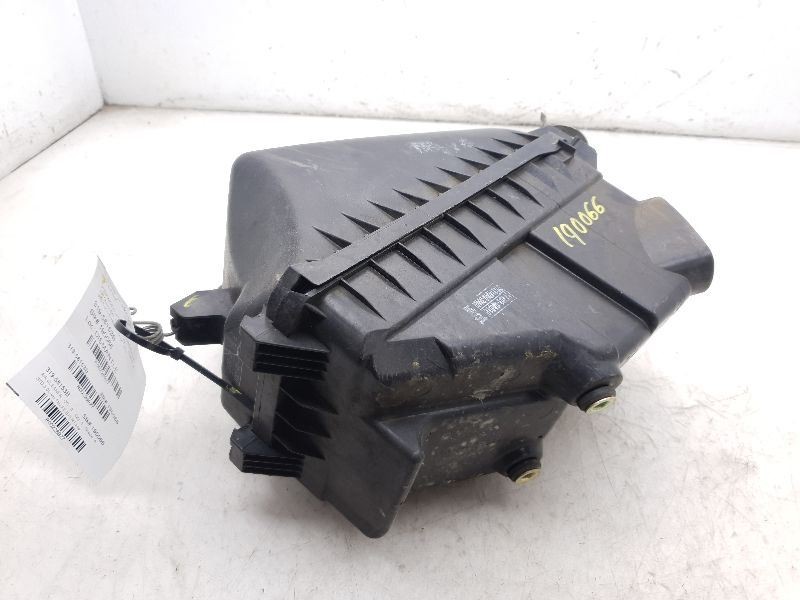 99-01 LEXUS ES300 3.0L V6 AIR CLEANER BOX