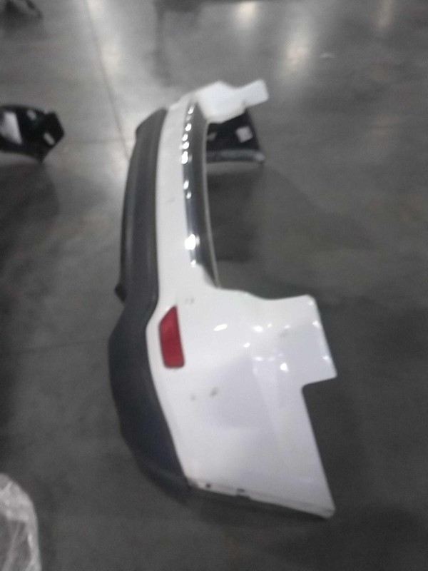 2017 Jeep Grand Cherokee White Rear Bumper Assembly OEM 4578827AL
