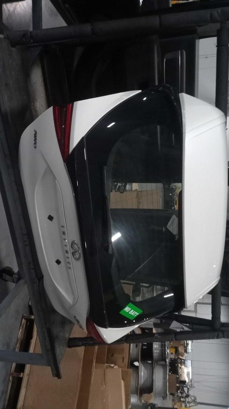2017 INFINITI QX30 OEM White Tailgate 71000 Miles - Genuine Used Part