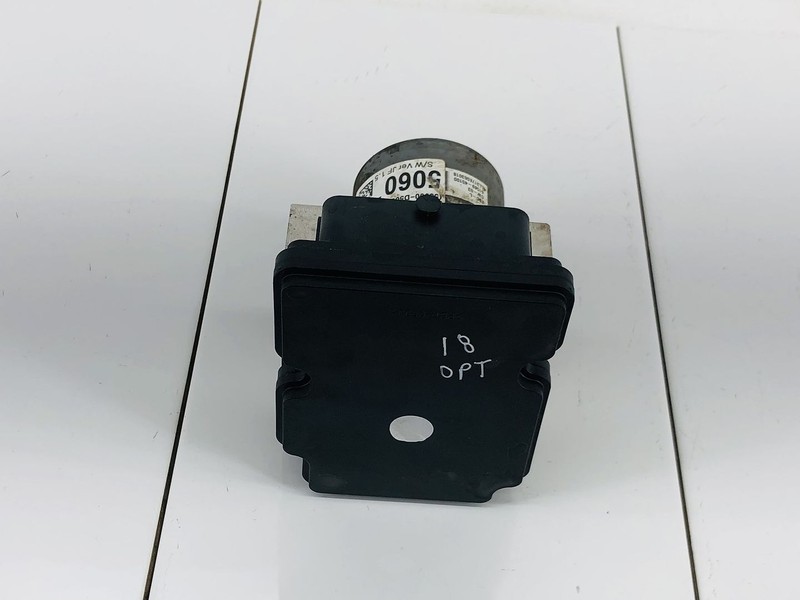 17-18 KIA OPTIMA 2.4L FWD ANTI BRAKE LOCK SYSTEM ABS STABILITY PUMP OEM