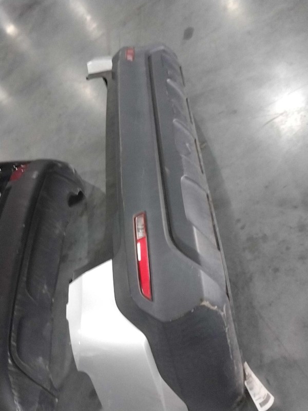 2021 KIA SORENTO OEM Rear Bumper Assembly Silver 86610R5310 86611P2000
