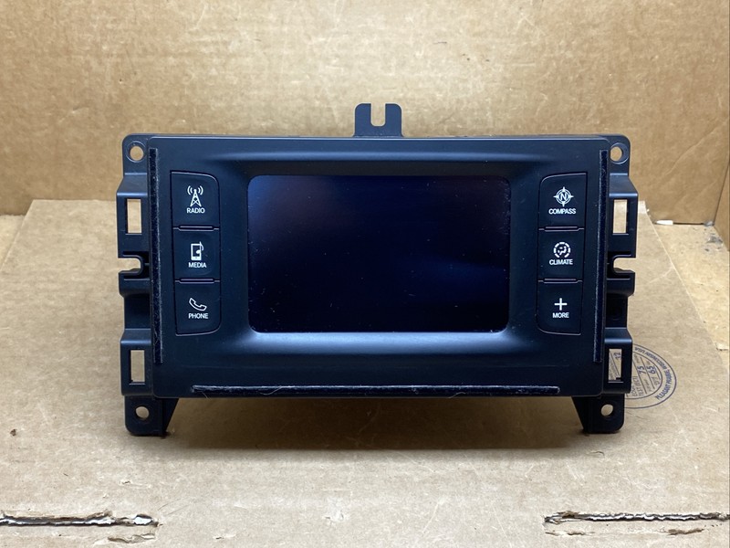 2015-2016 Chrysler 200 5" Radio Display Info Screen VP2 P68226693AC W/ VIN