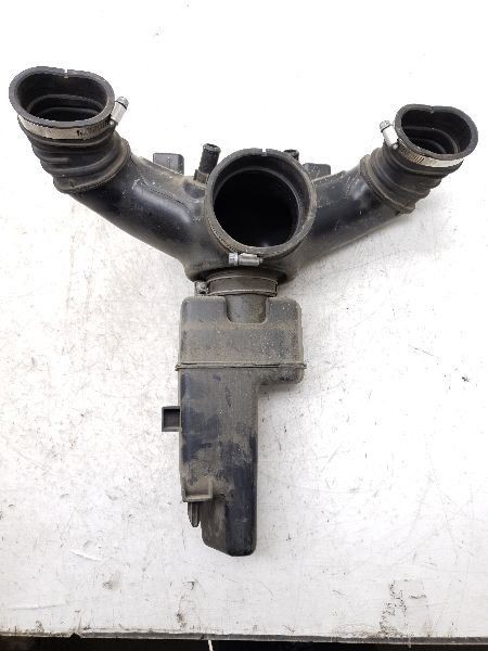 08-13 14-18 LEXUS LS600HL 5.0L AIR CLEANER RESONATOR TUBE ASSEMBLY
