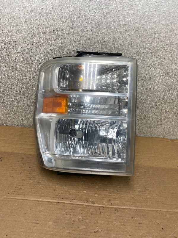 2008-2014 Ford Econoline E150 E250 E350 Right Passenger Headlight Oem AB5229 DW